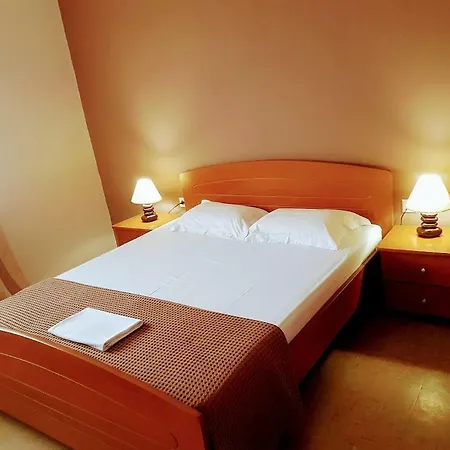 Haus Elena Aparthotel